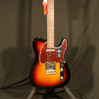 Fender American Professional II Telecaster with Rosewood Fretboard 2024 - 3-Color Sunburst image 1