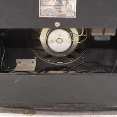 Ampeg GT-10 Solid State Guitar Amplifier Vintage 1970s image 5