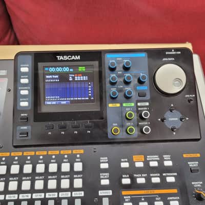 TASCAM DP-24SD 24-track Digital Portastudio with CD Recorder- Black image 3