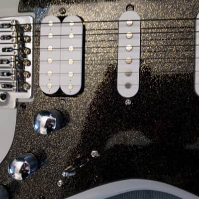 ~Cashified~ Kramer Strat-Style Pewter Rock 'n' Roller image 16