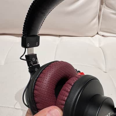 Sony MDR-7506 Studio Headphones 2010s - New Ear Pads image 6
