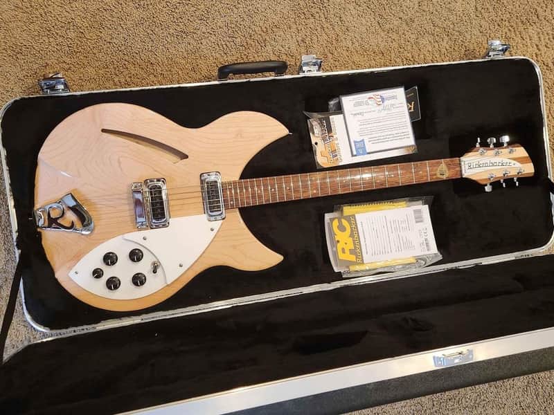 Rickenbacker 6-string 330 Maple Glow 2021 - Maple Glo | Reverb Canada