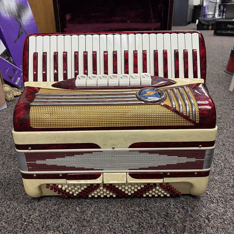 Cavalier 3 Reed Piano Accordion, Red image 1