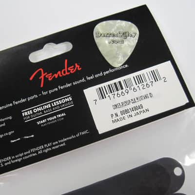 Fender Mustang Pickup Covers Black 0080149049 image 2