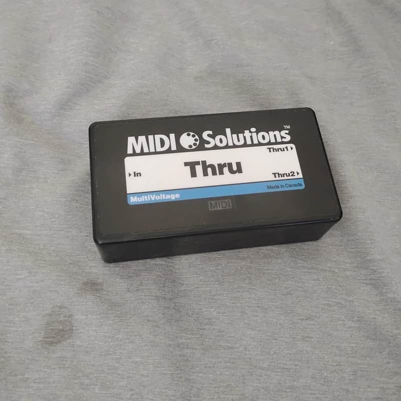 MIDI Solutions MIDI Solutions MultiVoltage Thru 1-in 2-out MIDI Through Box 2000’s - Black image 1