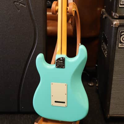 Fender Limited Edition American Professional II Stratocaster Sea Foam Green (B-Stock) image 4
