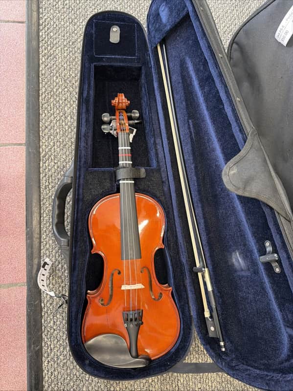 Franz Hoffman 3/4 Violin with case, bow, and rosin image 1