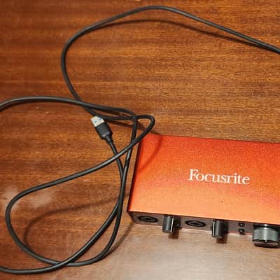 Focusrite Scarlett 2i2 Audio Interface w/ USB cable image 6