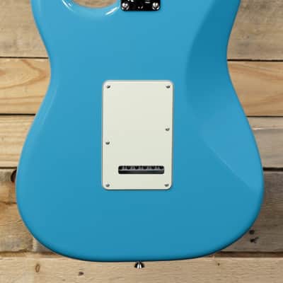 Fender  American Professional II Stratocaster Electric Guitar Miami Blue w/ Case & Maple Fretboard image 3