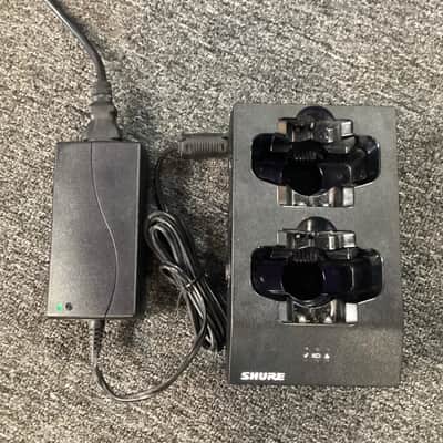 Shure ULX4D G50 Wireless Handheld Belt Pack Combo w-Dante image 12