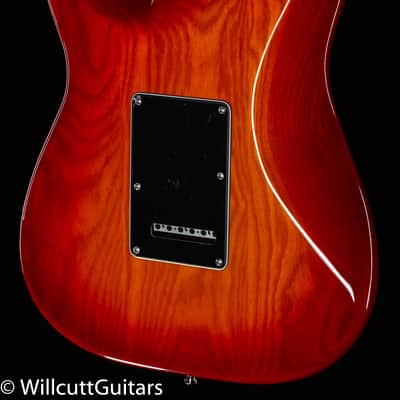 Fender American Ultra Luxe Stratocaster Maple Fingerboard Plasma Red Burst (132) image 2