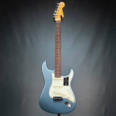 Fender American Ultra Luxe Vintage '60s Stratocaster Electric Guitar - Ice Blue Metallic - US25006426 image 3