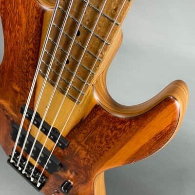 Sadowsky 2022 Limited Edition MetroLine 5-String 21-Fret MM Bass Natural Transparent Satin image 6