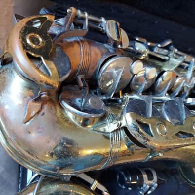 Olds Parisian Ambassador Alto Saxophone, France, Good Condition image 10