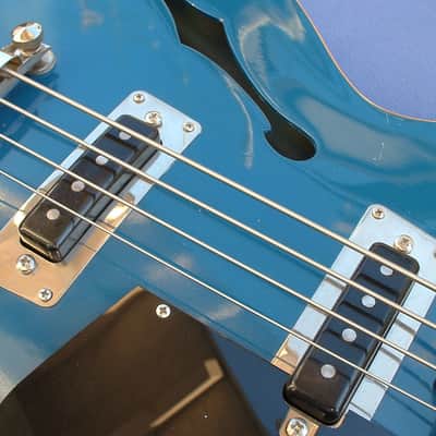 Jolana KolorBass Vintage E-Bass 1968 Thinline Hollow Bass-Guitar Blue 4 String Selten Kolor Bass image 6