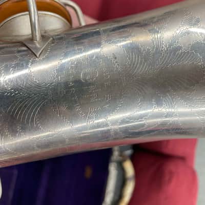 C.G. Conn "New Wonder" Low Pitch Alto Saxophone 1924-1925 USA - Silver image 7
