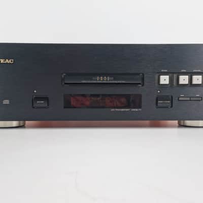 Teac VRDS-T1  CD Transport - Cd Player - Realy nice - Digital outputs only image 1