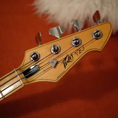 Peavey T20 Sunrise red image 4