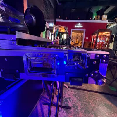 Denon MCX8000 4-Channel Pro DJ Player / Controller with Case image 11