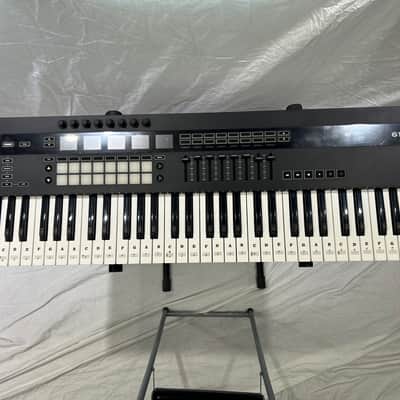 Novation ReMOTE 61 SL MKIII MIDI Controller 2018 - Present image 2