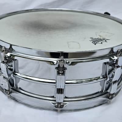 Ludwig 14" X 5" Snare Drum B/W badge serial #864805 w/ Gig Bag image 6