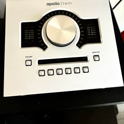 Universal Audio Apollo Twin SOLO Thunderbolt Audio Interface 2010s - Silver image 1