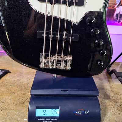 Alleva Coppolo LG5 Standard in Black Micro Flake Metallic: White Pickguard, Indonesian Rosewood Fingerboard & AC In-House 60s Pickups image 13
