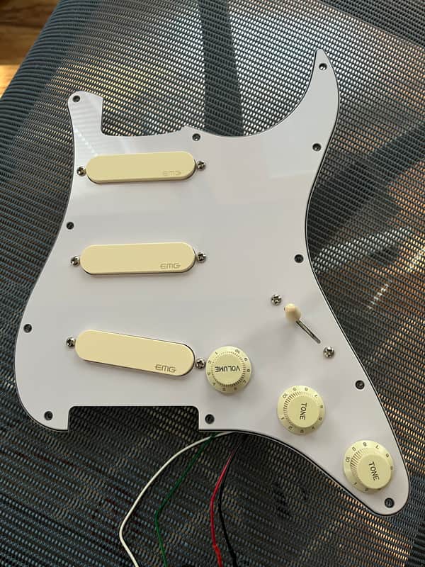 EMG DG20 David Gilmour Prewired Loaded Strat pickguard