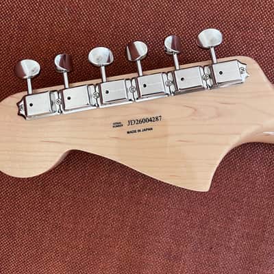 Fender Made in Japan Heritage 60s Jazzmaster 2026 - 3-tone Sunburst image 12