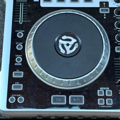 Numark N4 4-Deck DJ Controller & Mixer with Flight Case image 6