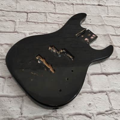 Harmony Black Bass Body image 1