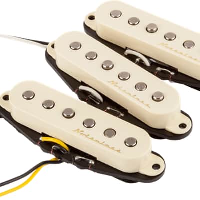 Fender® Vintage Noiseless™ Strat® Pickups, (3), Aged White image 2