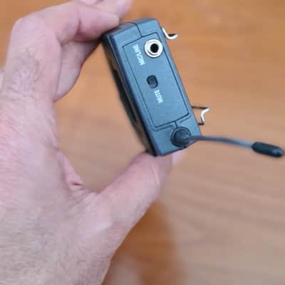 Sennheiser Sennheiser SK 100 G2 | UHF Bodypack Transmitter | 790–822 MHz image 5