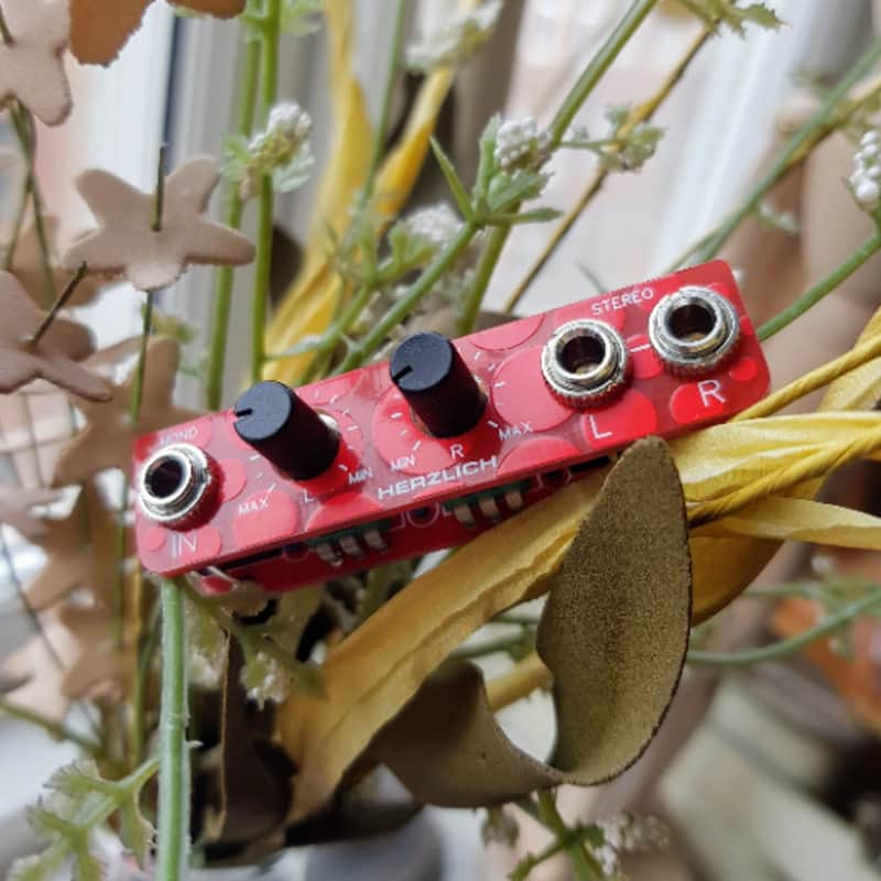 Stereo Panner 0HP - Herzlich Lateral - passive panning module for modular and Eurorack image 1