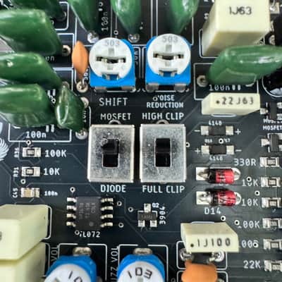 Black Hawk Pi Bass Fuzz 2025 - Tall Font Green image 11