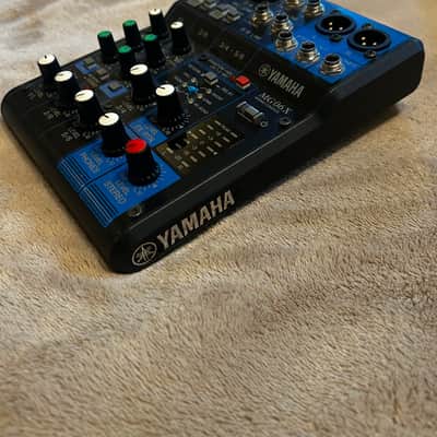 Yamaha MG06X 6 Channel Analog Mixer 2017 - Present - Black image 4