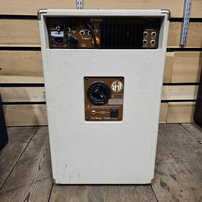 Used SWR California Blonde 200-Watt Acoustic Amplifier image 2