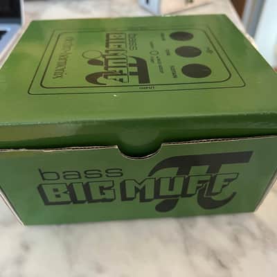 Electro-Harmonix Bass Big Muff Pi Distortion / Sustainer 2008 - Present - Green image 4