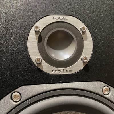 Focal Solo6 BE Active Studio Monitor (Used Pair) - Red image 3