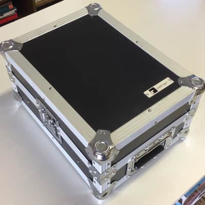 Roadinger Flight Case with rack support image 4