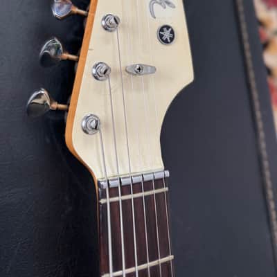 Yamaha SG-2 Electric guitar (1960's - Pearl White) image 5