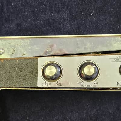Shin-ei Companion ME-7 Volume/Wah/Siren/Surf/Hurricane, Vintage 1960's image 2