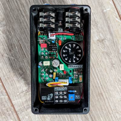 Drunk Beaver Bat Cold War (36-in-1 Rat / 6 clipping options / LM308 vs UD1408B / 3 Fat modes) image 4