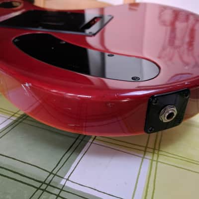Yamaha YSG -- 1988 -- Honeyburst / Red image 8
