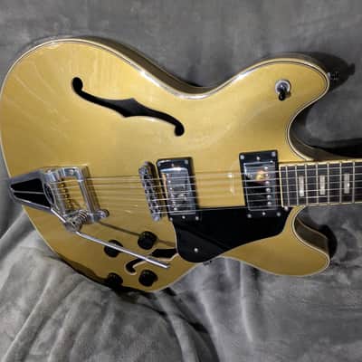 Schecter Corsair 2020 - Present - Gold Top w. TKL Hardshell Case image 4