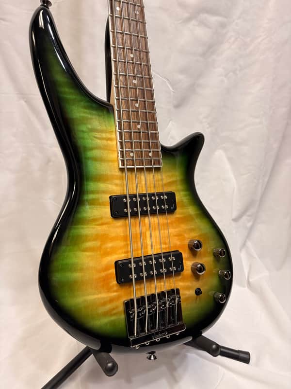 Jackson JS Series JS3QV 5-String Spectra Bass