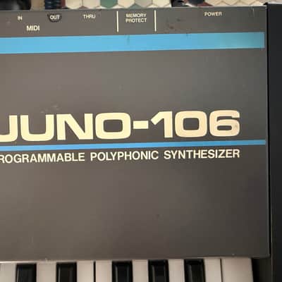 Roland Juno-106 Serviced image 14