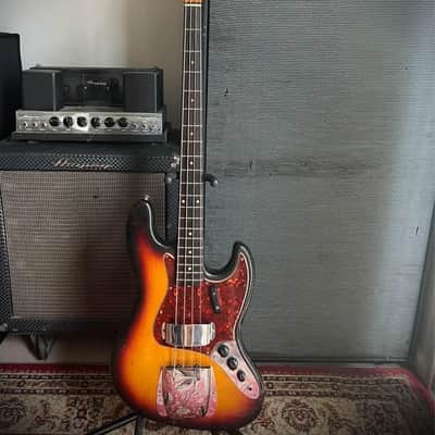 1963 Fender Jazz Bass In Sunburst Finish with Original Hard Case image 2
