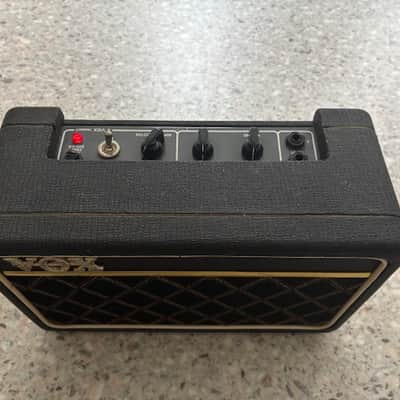 Vox BM1 Escort 2.5-Watt 1x5" Guitar Combo image 2