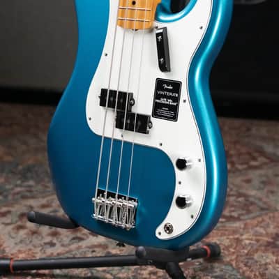 Fender Vintera III Late '60s Precision Bass - Lake Placid Blue with Gig Bag image 4